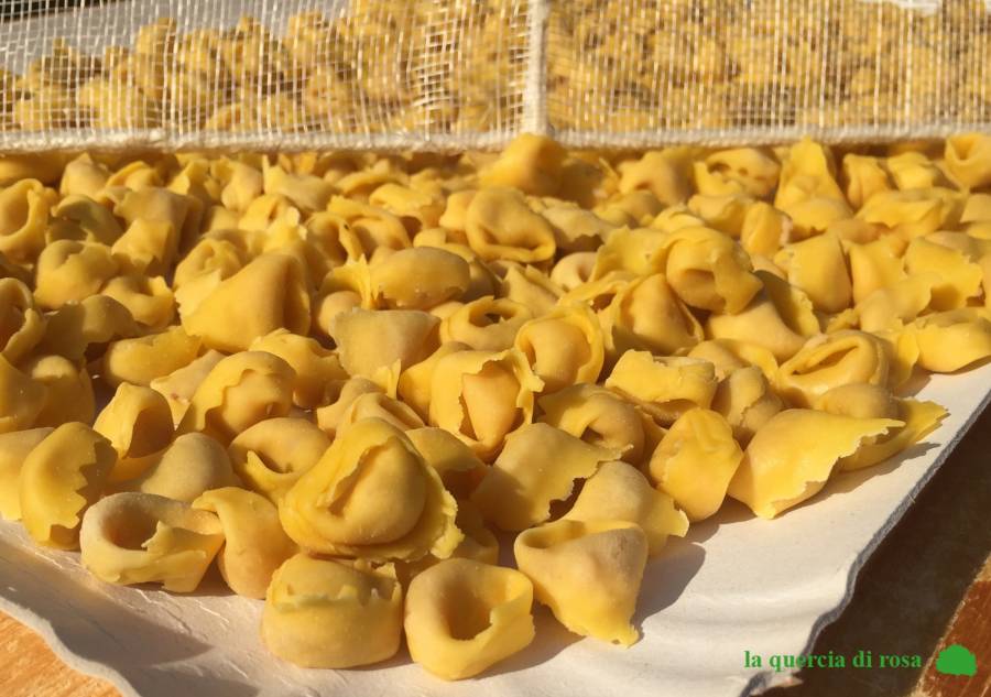 Il tortellino di Modena: vota il tuo preferito!