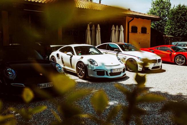 Raduni automobilistici